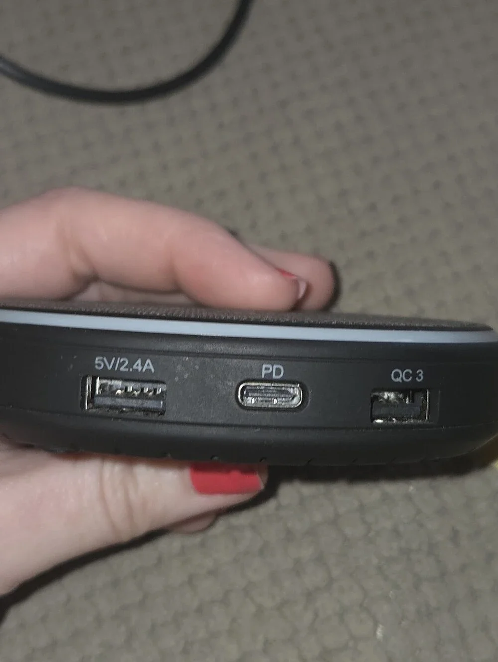 HALO Wireless Hub (Model: HALO-WH) is a versatile, 5-port multi-device charging